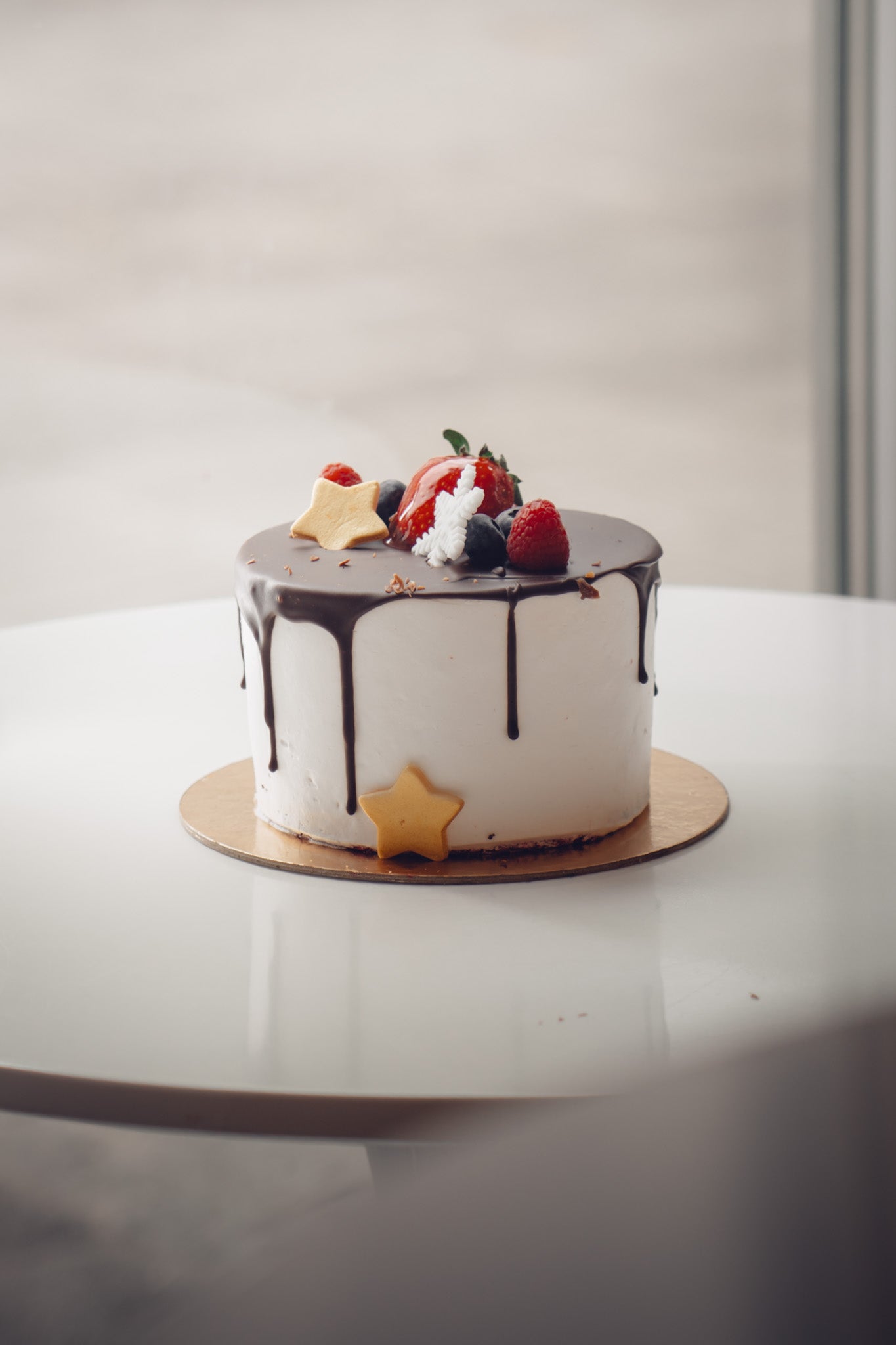 Drip Cake - Luxury Winter Edition